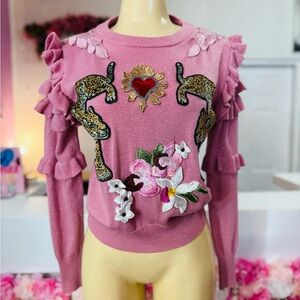 super cute embroidered sweater 😍